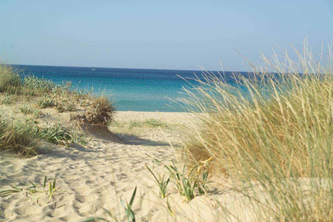 Pajara Rugiada Villa Gagliano del Capo Luaran gambar